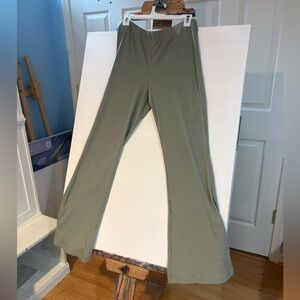 H&M Green Ribbed Flared Leggings